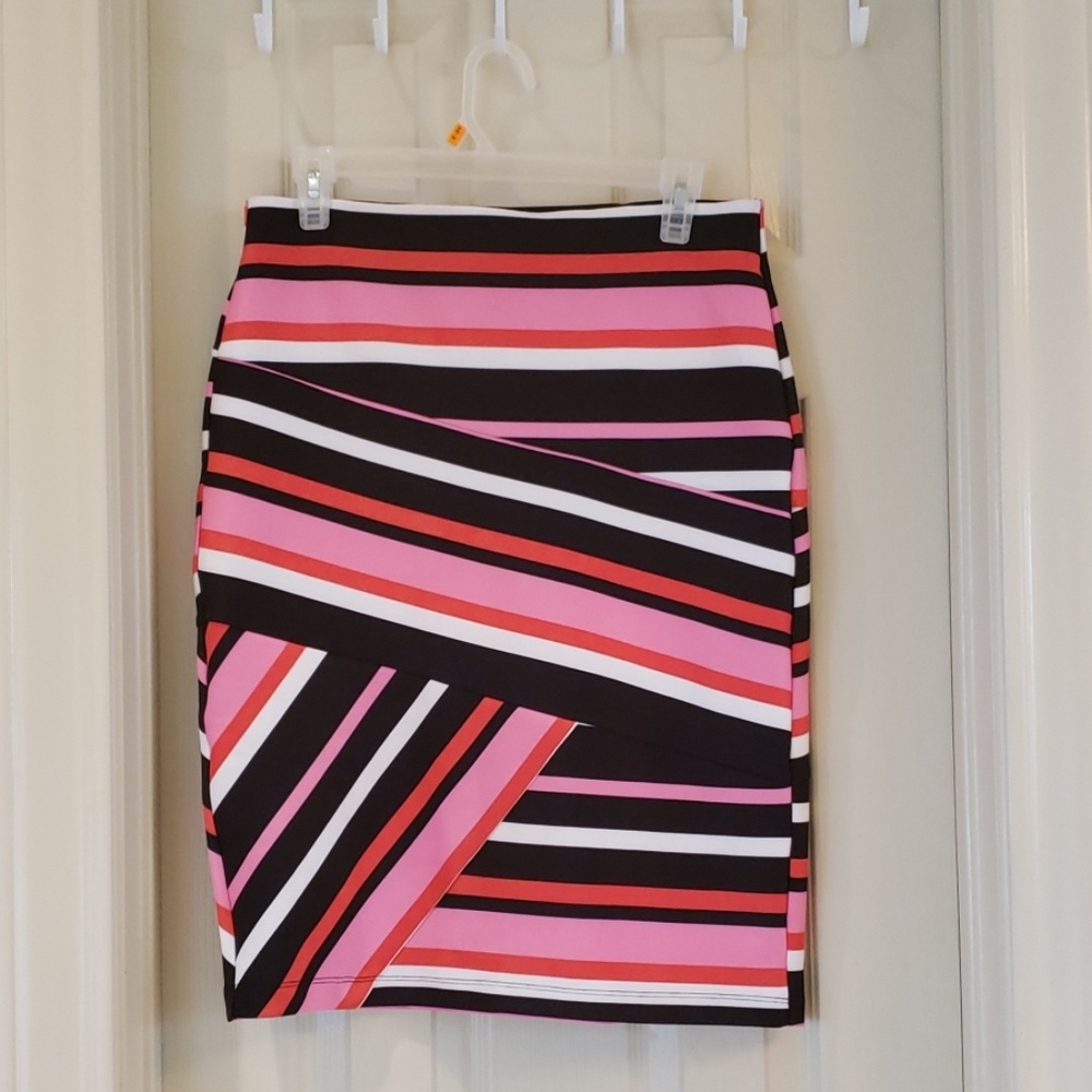 Pink and black strips Skirt by NYCC